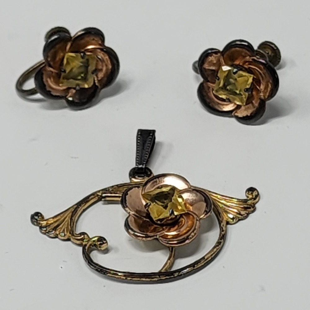 Iskin Pendant sterling Earrings Set Gold tone Yellow Floral Art Nouveau Vintage‎
